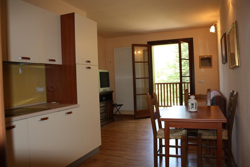 Il Cervo Bianco Aparthotel Abetone Δωμάτιο φωτογραφία